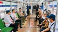 Tinjau Infrastruktur Stasiun, Presiden Jokowi Naik KRL dari Tanah Abang ke Manggarai