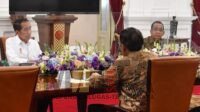 Presiden Jokowi Rapat Dengan Jajarannya, Bahas Slot Penerbangan secara Hati-Hati