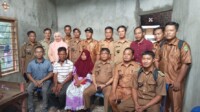 Kades Sekecamatan Tebing Tinggi Berikan Bantuan Kepada Korban Kebakaran di Mekar Jaya