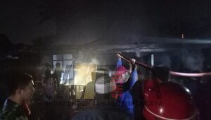 Jelang Tahun Baru, Dua Bedeng Ludes Terbakar di Komplek TNI Angkatan Laut