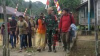 Sambangi Desa kategori 3T di Perhuluan Sungai Kapuas, Dandim 1206/Psb Jumpai Tomas, Toga dan Todat Desa Kareho Kapuas Hulu