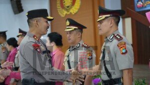 Kapolda Sulbar Pimpin Sertijab Wakapolda, Dirnarkoba dan 2 Kapolres Bergeser