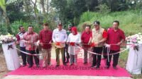 Resmikan Jalan Akses Antar Desa Program PISEW, Ini Harapan Wakil Bupati Tulungagung