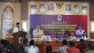 Ujian dinas dan Ujian Kenaikan Pangkat Penyesuaian Izasah di lingkungan Pemkab Kapuas Hulu, Wabup : Jalankan Tugas, Fungsi yang Baik dan Terus Mengabdikan Diri ke Pemerintah