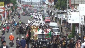Harlah Satu Abad NU di Purwakarta, Belasan Ribu Massa Ikuti Kirab Kebangsaan