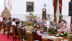 Pemerintah Targetkan Produksi Baterai Kendaraan Listrik Mulai Tahun 2024