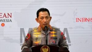 Ikuti Arahan Presiden, Kapolri Tegaskan Jajaran Kawal Investasi Industri