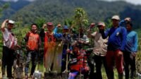 Petani di Tulungagung Peringati Hari Gerakan Sejuta Pohon