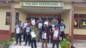 Warga Beberapa Desa di Kecamatan Seberuang Kapuas Hulu Sepakat Tolak PETI