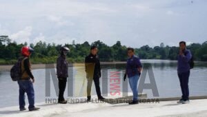 Bupati Kapuas Hulu Meninjau Hasil Pembangunan Jalan Dan Jembatan Tahun Anggaran 2022