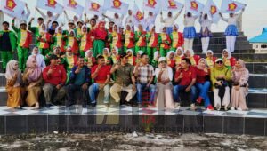 Cinta Gerindra, Legislator Aceh Tamiang ini Ciptakan Lagu 15 Tahun Gerindra