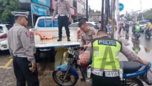 Jarak Terlalu Dekat, Warga Sematang Borang Tewas Seketika Terlindas Truk Kontainer