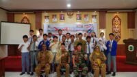 Wahyudi Hidayat Bersama Prajurit Yonif RK 644/Wls Sosialisasi Persyaratan Masuk TNI – AD bagi Peserta Didik SMA/SMK/MA di Kapuas Hulu