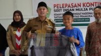 Wakil Bupati Kapuas Hulu Melepas Kontingen SDIT Insan Mulia Putussibau ikuti KEMNAS V di Cibubur