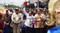 Masyarakat Tanah Datar Antusias Sambut Kedatangan Piala Adipura