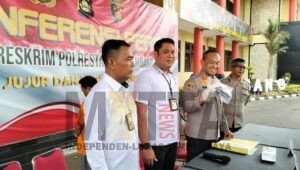 ‘Ngaku’ Senpi Titipan Teman, Pedagang Pecel Lele Digelandang ke Kantor Polisi