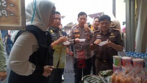 Jelang Ramadhan, Polres Karawang Gelar Pasar Murah