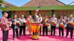 Wabup Tulungagung Buka Pagelaran Reog Kendang, Launching Kampung Numerasi dan Arena Outing Class di SMPN 1 Kedungwaru