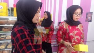 Menu Takjil dan Kue Hari Raya, Ayo Buruan Pesan di Toko Darrel