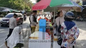 Ramai Pembeli Takjil di Prabumulih, Warga: Kami Tenang Ada Polisi yang Patroli