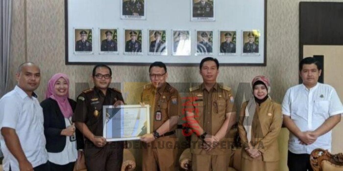 Pulihkan Keuangan Negara, Kejari Palembang Raih Penghargaan