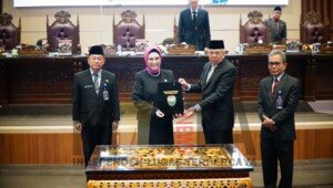 Legislatif-Eksekutif Sumsel Sepakat Pembahasan Empat Raperda Diperpanjang