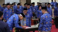 Ketua Umum Dewan Pengurus Korpri Pusat Kukuhkan Sekda SA Supriono Sebagai DP Korpri Sumsel Masa Bakti 2022-2027