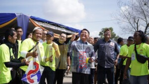 Herman Deru Instruksikan Perlasi Libatkan Anak-Anak Pada Lomba Layang-Layang Aduan
