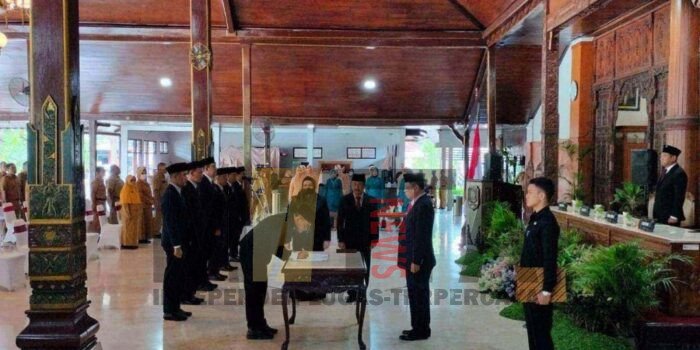 Lantik 7 Pejabat Pimpinan Tinggi Pratama Lingkup Pemkab Tulungagung, Bupati Maryoto: Dedikasi, Loyalitas, Kinerja