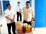 Akmal Dorong Pengembangan Minyak Mandar Menjadi Produk Unggulan di Sulbar