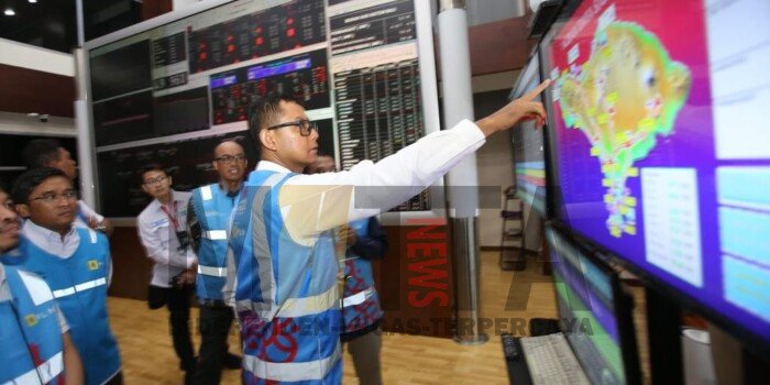Berhasil Jalankan Transformasi Digital, Dirut PLN Dianugerahi The Most Reputable CEO in Digital Platform