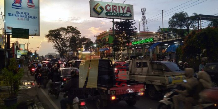 H-6 Idul Fitri 1444 H, Griya Grand Cinunuk Ramai Diserbu Warga