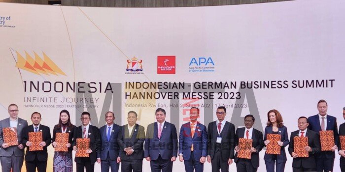 Hadir di Hannover Messe, PLN Icon Plus Sat Set Gandeng ABB Kembangkan Ekosistem KBLBB di Tanah Air