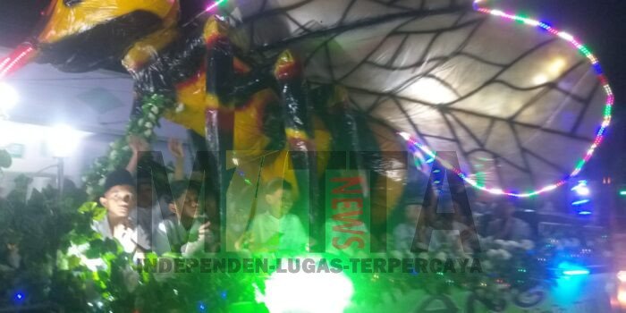 Mobil Hias Warnai Malam 1 Syawal 1444 H di Perbaungan