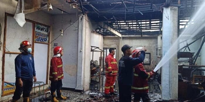 Ruko Milik Mantan Anggota DPRD Tulungagung Ludes Terbakar