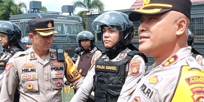 Kapolres Prabumulih dan PJU Cek Perlengkapan Kepolisian