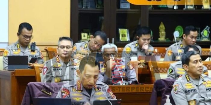Rapat di DPR, Kapolri Ungkap Strategi Bebaskan Pilot Susi Air yang Disandera KKB Kogoya