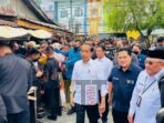 Presiden Jokowi Cek Harga Kebutuhan Pokok di Pasar Tugu Palsigunung Depok