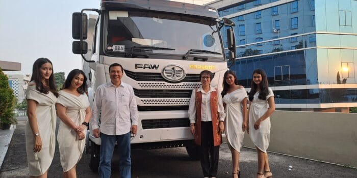 FAW Makin Diminati, Gaya Makmur Mobil Resmikan Cabang Palembang