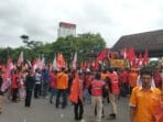 Hari Buruh Sedunia, Ribuan Buruh Penuhi Simpang DPRD Sumsel