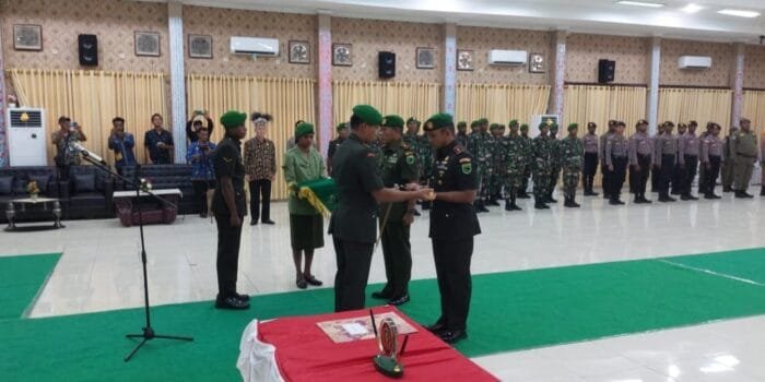 Danrem 182/Jazira Onim Pimpin Serah Terima Jabatan Dandim 1811/Teluk Wondama
