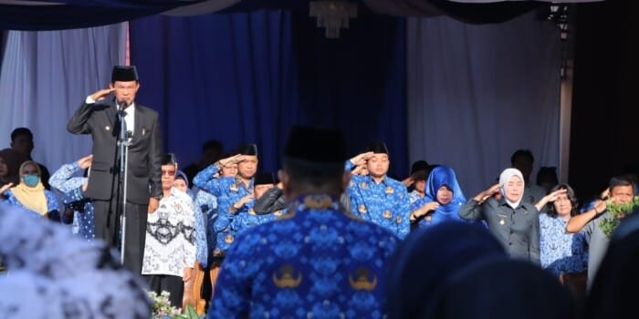 Wali Kota dan Wawako Hadiri Upacara Hardiknas, Ini Pesannya