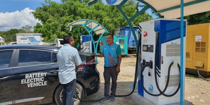 Mobil Listrik Jadi Kendaraan Utama KTT ASEAN, PLN Siapkan 108 Charging Station di Labuan Bajo