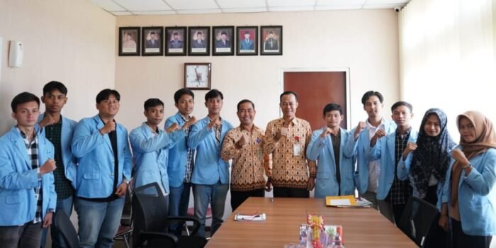 BEM Unpra Audiensi dengan Pemkot Prabumulih