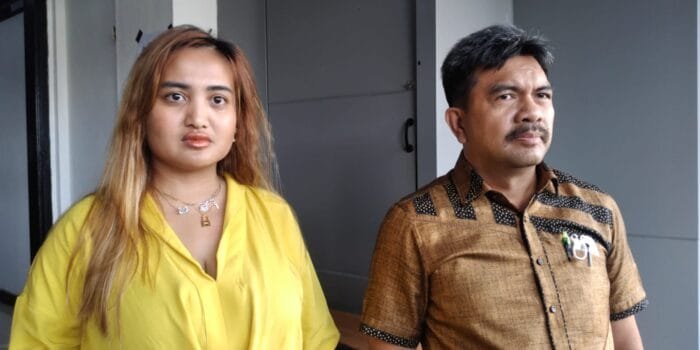 Lina Mukherjee Penuhi Wajib Lapor ke Polda Sumsel