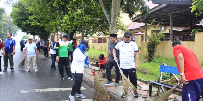 Bupati Dan Wakil Bupati Labuhanbatu Haidir Pencanangan Jum’at Bersih