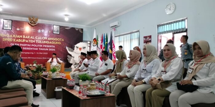 Daftarkan 50 Bacaleg ke KPU Tulungagung, Ketua DPC Gerindra Beberkan 2 Target Pemilu 2024