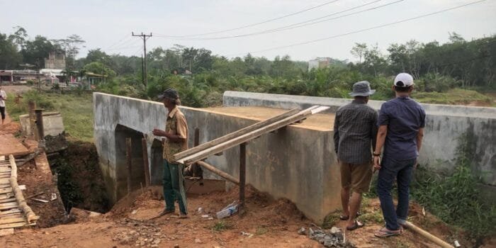 Dinas PUPR OKI Bergerak Cepat Tangani Jembatan Amblas Desa Marga Bakti