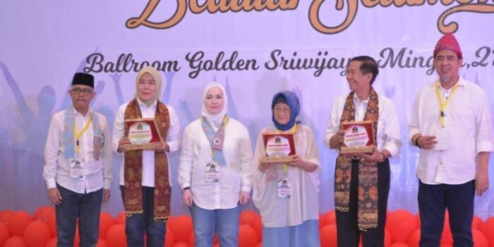 Wawako Fitrianti Hadiri Reuni Alumni SMA 2 Palembang