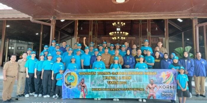 Berangkatkan Puluhan Pegiat Ikuti Festival Olahraga Rekreasi, Bupati Tulungagung: Target Medali